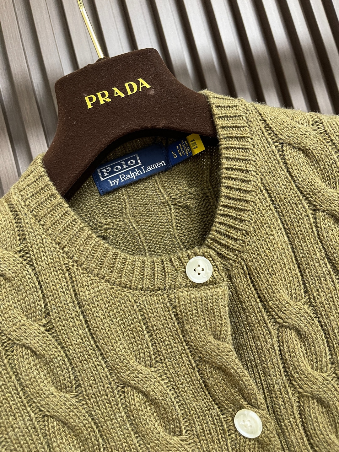 🛒🛒RAlP🆕H LAUREN 绞花小马图案刺绣开衫，女款👩 让人眼前一亮的设计，目光不自觉地被吸引，版