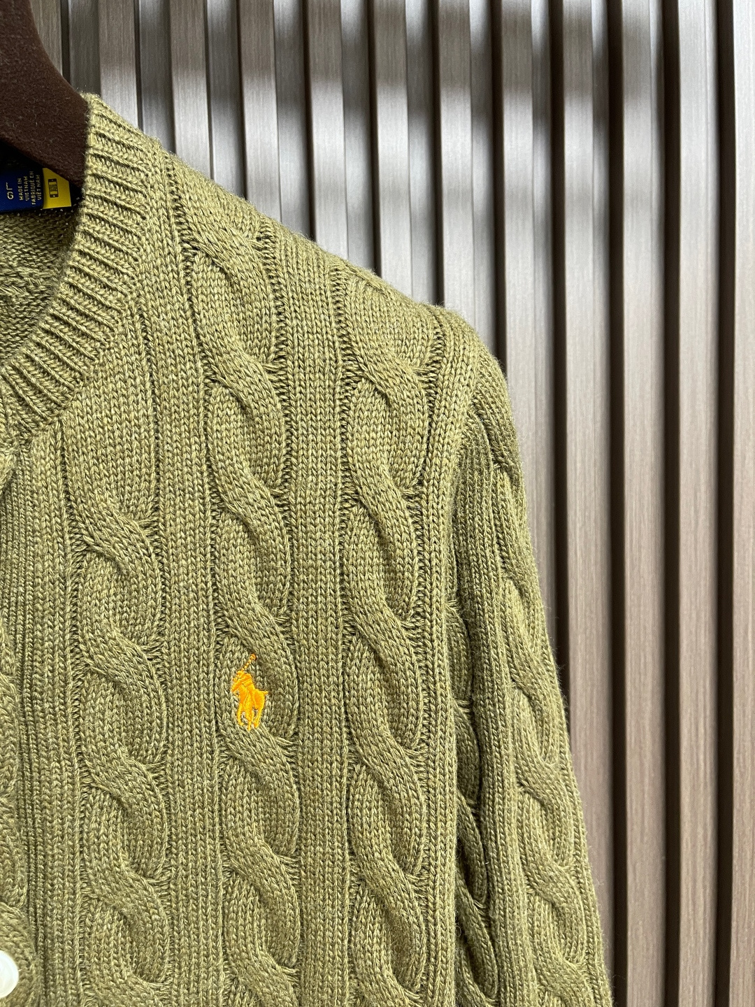 🛒🛒RAlP🆕H LAUREN 绞花小马图案刺绣开衫，女款👩 让人眼前一亮的设计，目光不自觉地被吸引，版