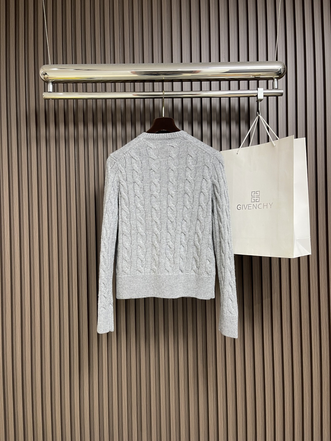 🛒🛒RAlP🆕H LAUREN 绞花小马图案刺绣开衫，女款👩 让人眼前一亮的设计，目光不自觉地被吸引，版