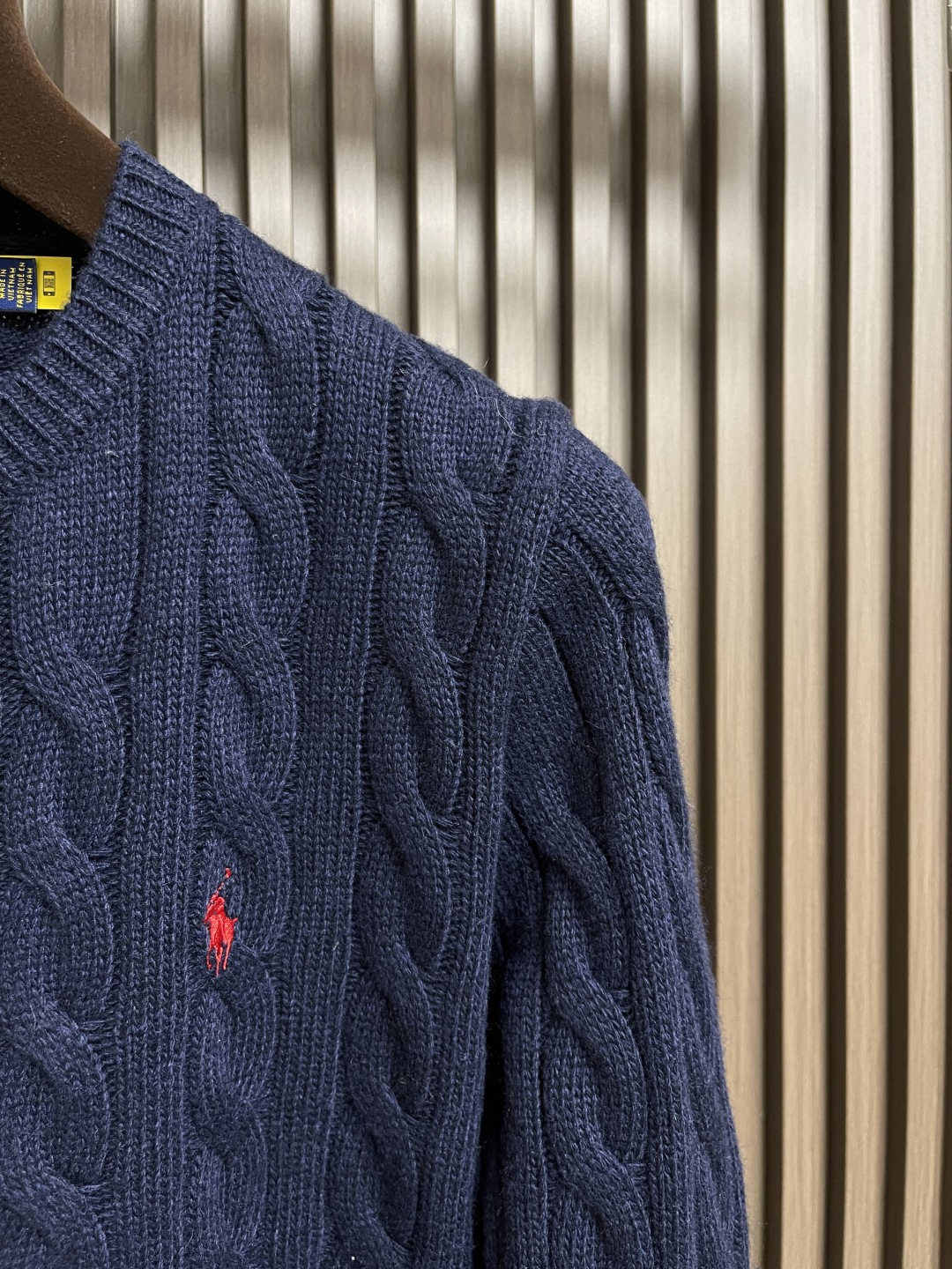 🛒🛒RAlP🆕H LAUREN 绞花小马图案刺绣开衫，女款👩 让人眼前一亮的设计，目光不自觉地被吸引，版