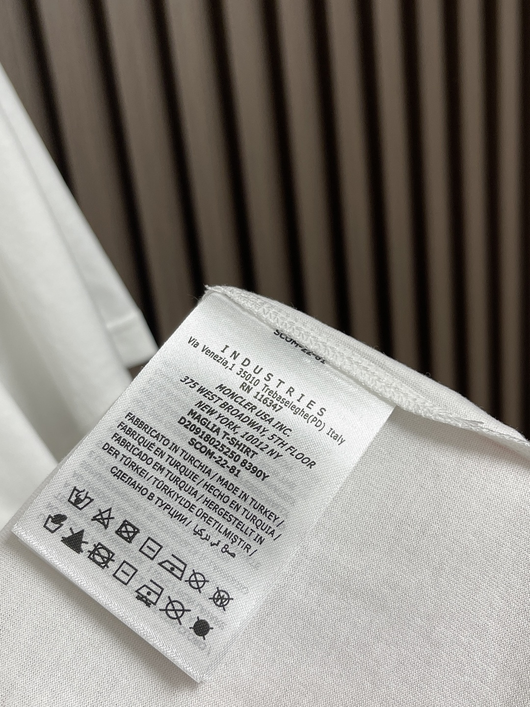 🛒🛒Moncler 卡通印花短袖T恤，纯棉双纱面料，对色定染面料，超精细平网印花工艺，潮流感十足，采用细