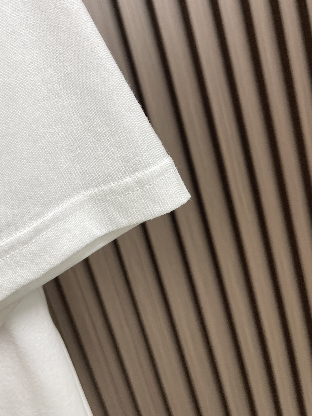 🛒🛒Moncler 卡通印花短袖T恤，纯棉双纱面料，对色定染面料，超精细平网印花工艺，潮流感十足，采用细