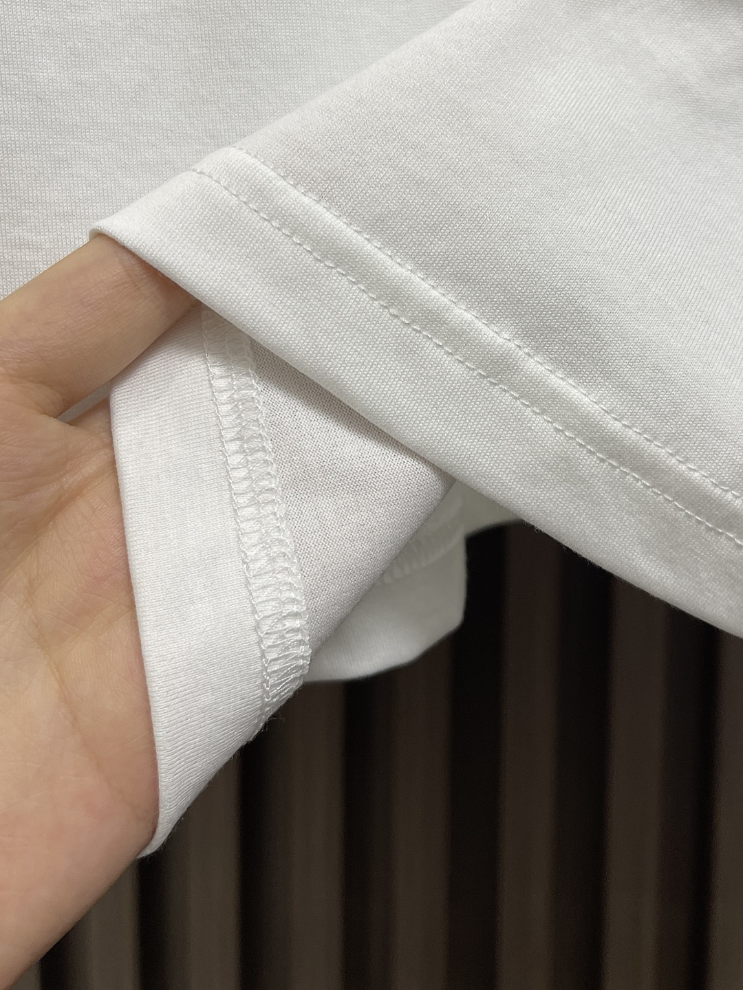 🛒🛒Moncler 卡通印花短袖T恤，纯棉双纱面料，对色定染面料，超精细平网印花工艺，潮流感十足，采用细