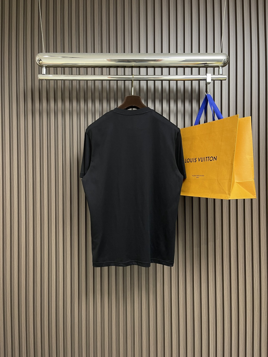 🛒🛒Moncler 卡通印花短袖T恤，纯棉双纱面料，对色定染面料，超精细平网印花工艺，潮流感十足，采用细