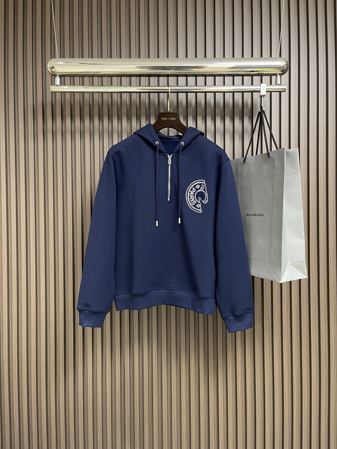 Louis Vuitton Blue Paris Horse Graphic Half-Zip Pullover Hoodie 1 cmp i1755517210298 2500 0 0