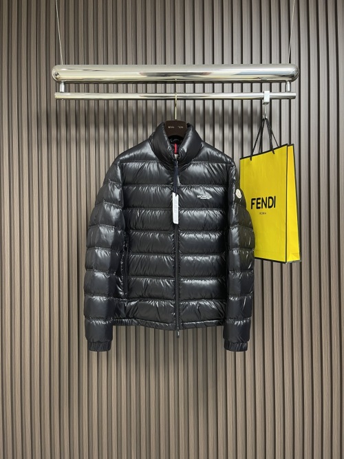 Moncler 2025SS Winter Down Jacket, Stylish and Warm, Men's Fashion Essential 1 Moncler 2025SS Winter Down Jacket, Stylish and Warm, Men's Fashion Essential