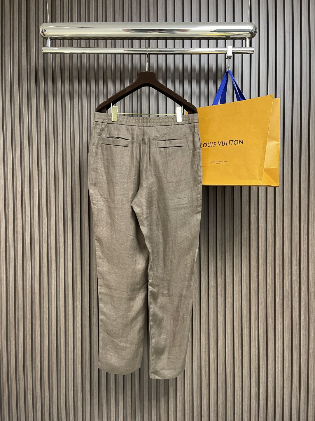 🛒🛒Zegna 新款经典百搭棉麻休闲裤，面料舒适。釆用进口棉麻面料，净版打造，凸显优雅气质，舒适度极好，