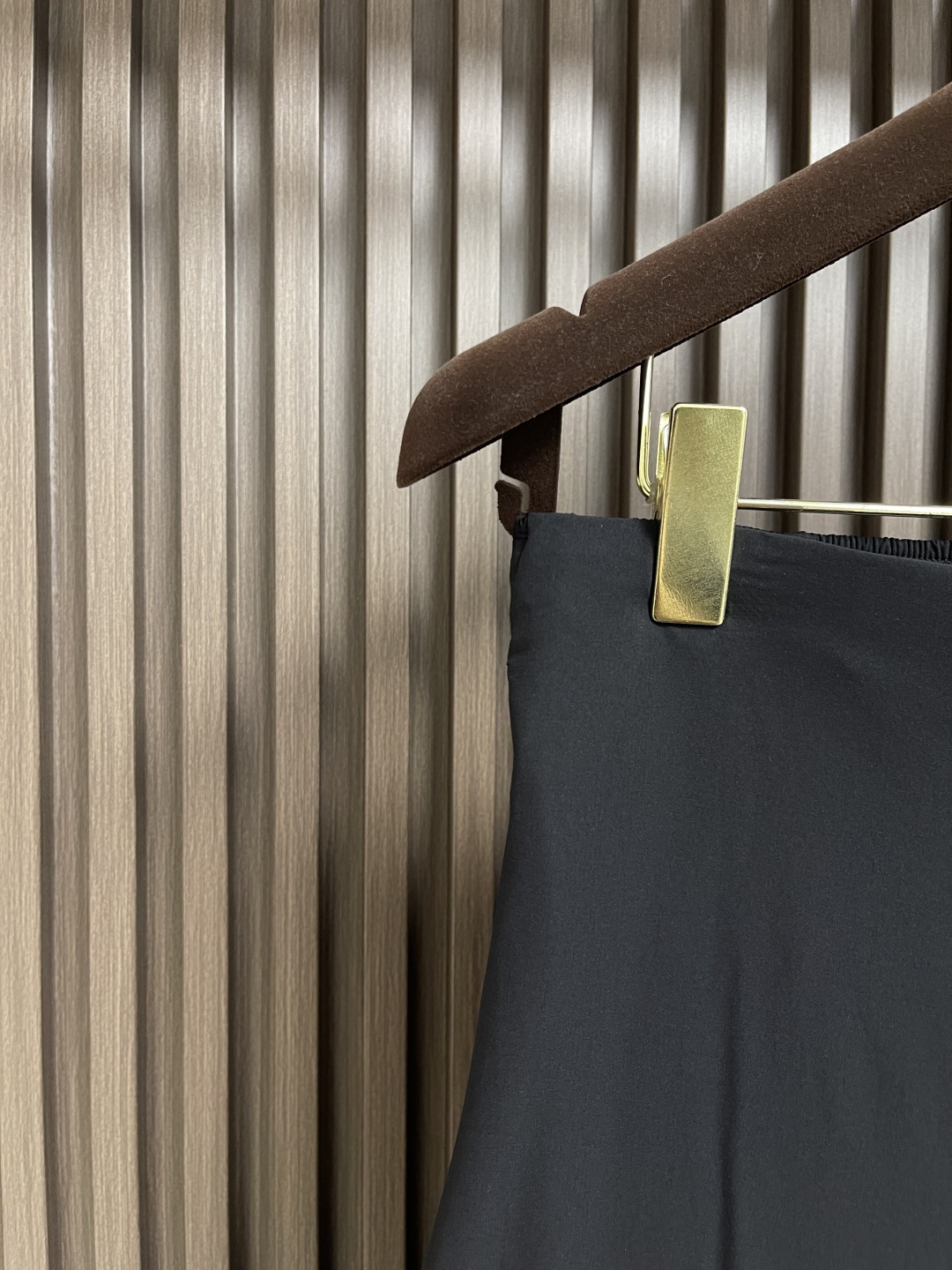 🛒🛒Y3 2025SS新品高街休闲裤，运动休闲裤精细打造！水洗工艺面料不易变形褪色！立体剪裁宽松版型挺阔