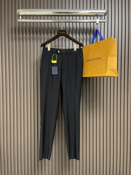 Louis Vuitton 2025FW Black High-end Aesthetic Design Suit Pants 1 Louis Vuitton 2025FW Black High-end Aesthetic Design Suit Pants
