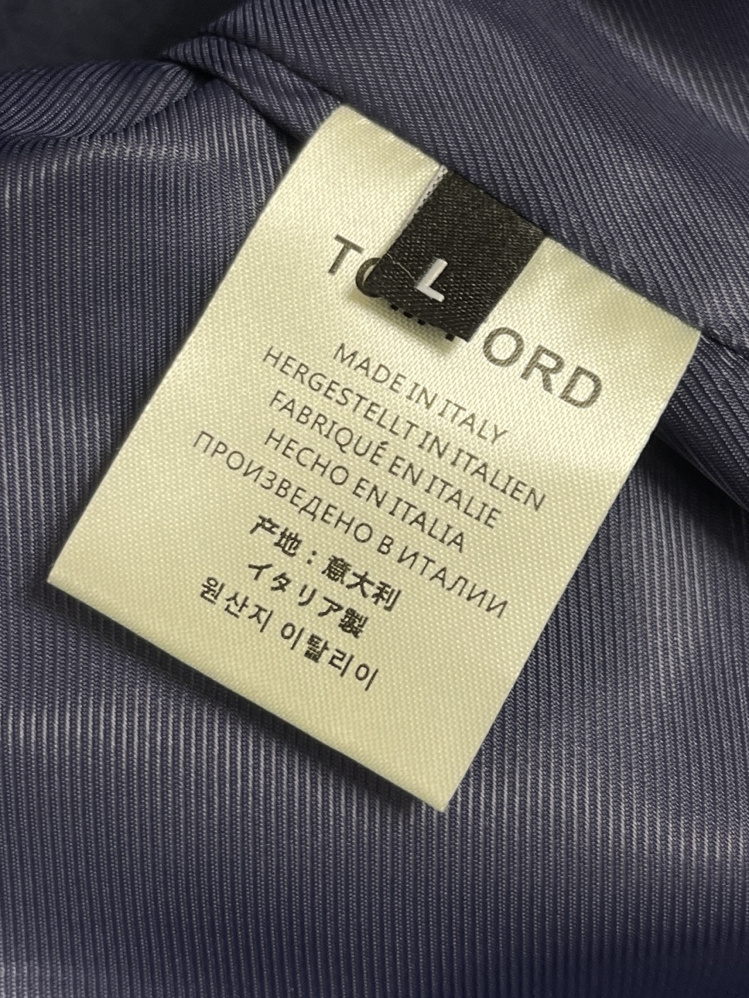 🛒🛒TF TOMFORD 2025SS男士新款麂皮绒夹克外套，采用麂皮绒皮革精心制作，经典版型，凸显新意