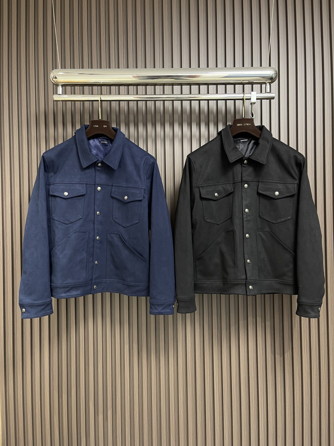 🛒🛒TF TOMFORD 2025SS男士新款麂皮绒夹克外套，采用麂皮绒皮革精心制作，经典版型，凸显新意