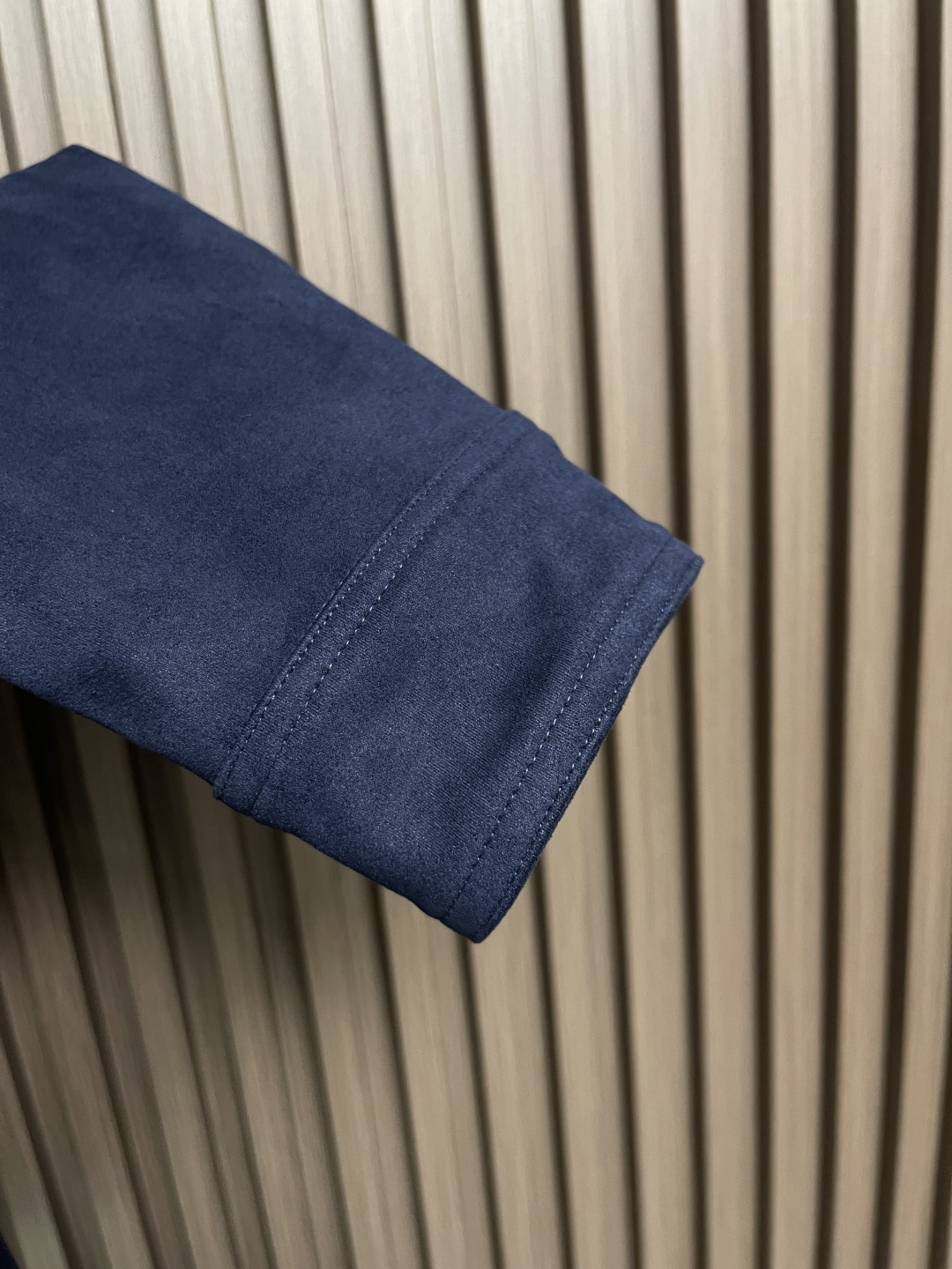 🛒🛒TF TOMFORD 2025SS男士新款麂皮绒夹克外套，采用麂皮绒皮革精心制作，经典版型，凸显新意