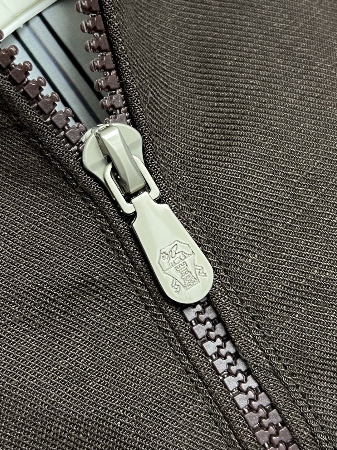 🛒🛒BC 2025s春夏新款轻薄亚麻外套，男士刺绣徽标商务休闲夹克外套！选用客供定织定染轻薄天丝亚麻面料