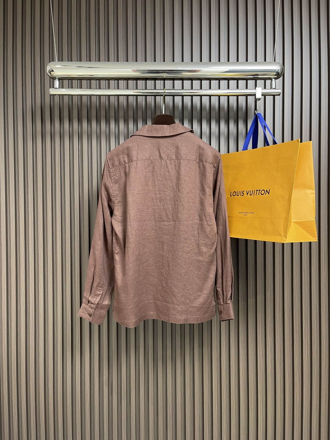 🛒🛒BC 古巴领口袋长袖纯亚麻衬衣！带你领略复古与现代的完你玩转色彩的一款亚麻长袖衬衫 经典独特设计的古