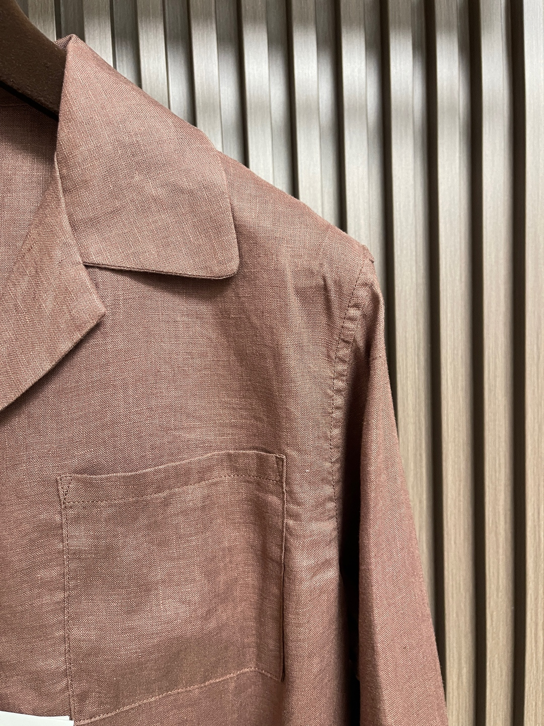 🛒🛒BC 古巴领口袋长袖纯亚麻衬衣！带你领略复古与现代的完你玩转色彩的一款亚麻长袖衬衫 经典独特设计的古