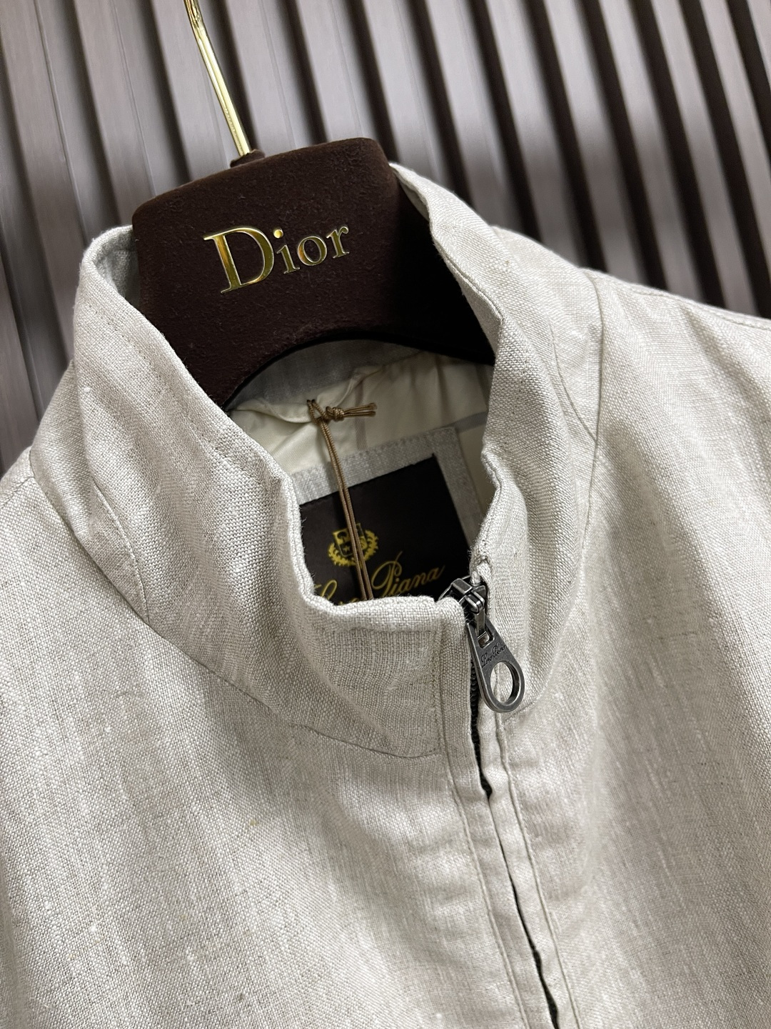 🛒🛒lP🆕 LoroPiana 2025SS早秋新款 老钱风 经典休闲款亚麻外套 上身帅气 这款采用纯亚