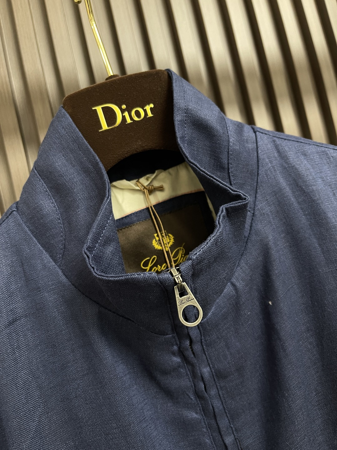 🛒🛒lP🆕 LoroPiana 2025SS早秋新款 老钱风 经典休闲款亚麻外套 上身帅气 这款采用纯亚