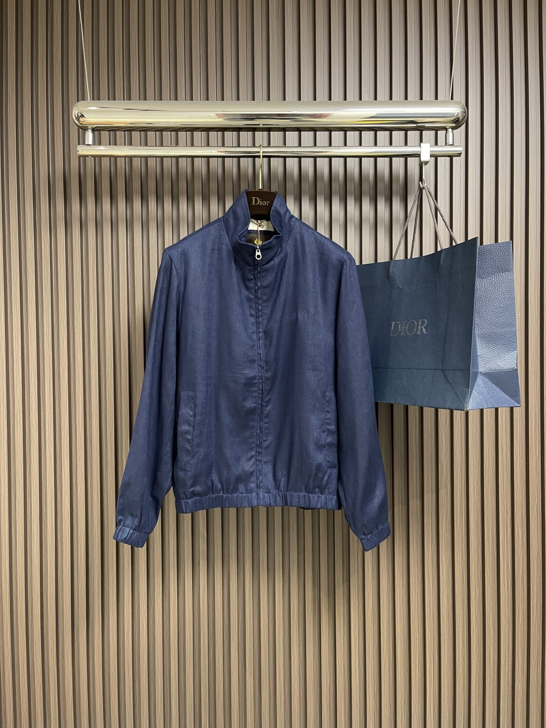 🛒🛒lP🆕 LoroPiana 2025SS早秋新款 老钱风 经典休闲款亚麻外套 上身帅气 这款采用纯亚