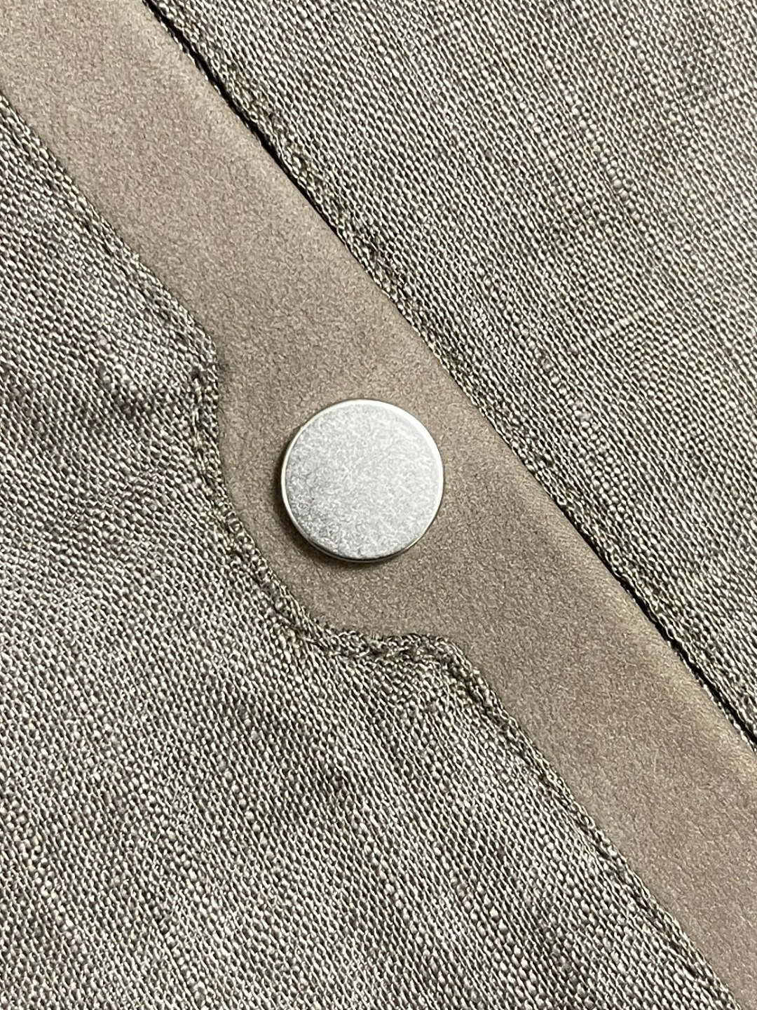 🛒🛒zegna 新款无袖马甲 手感超柔软细腻 休闲风格彰显出的简洁、大气、轻逸和尊贵的感觉，面料立挺有型