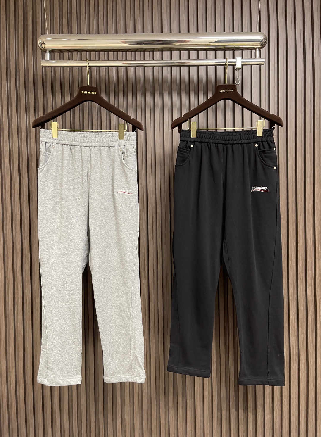 Balenciaga 2025SS Classic Coke Straight-Leg Sweatpants - Comfortable & Stylish 4 cmp i1755874312117 3303 0 2