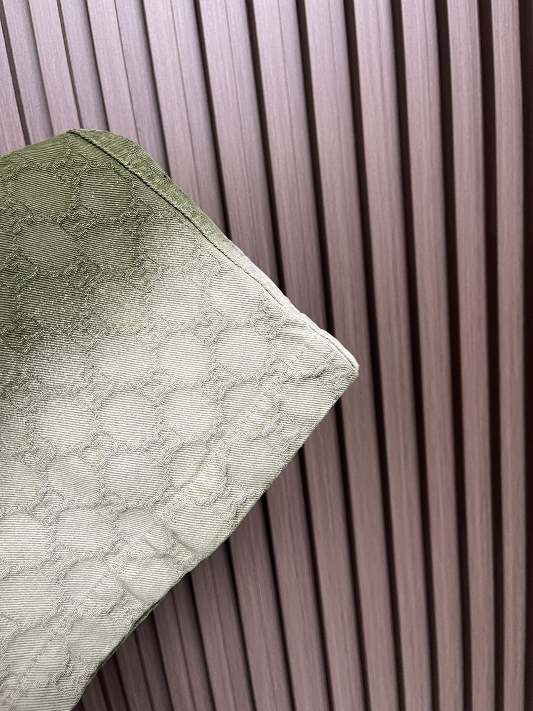 长裤🛒🛒GUCCI 暗纹双G提花翻领牛仔外套长裤套装，进口提花牛仔材质，质感舒适，挺括有型 酵素水洗工艺