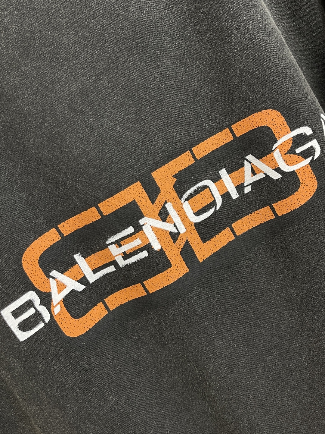 🛒🛒balenciaga 2025SS早秋新款锁扣印花洗水做旧短袖T恤，克重260克全棉，环保进口胶浆印