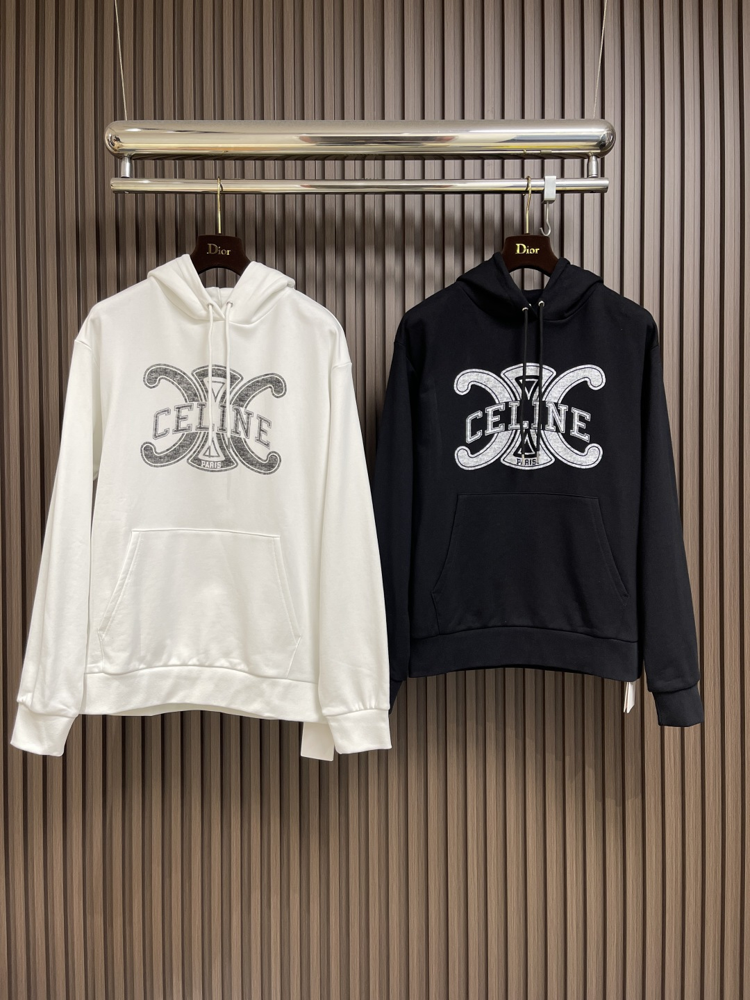 🛒🛒Celine 2025Fw新款印花字母连帽卫衣，采用定织定染高克重纯棉卫衣面料制成 面料手感厚实且有