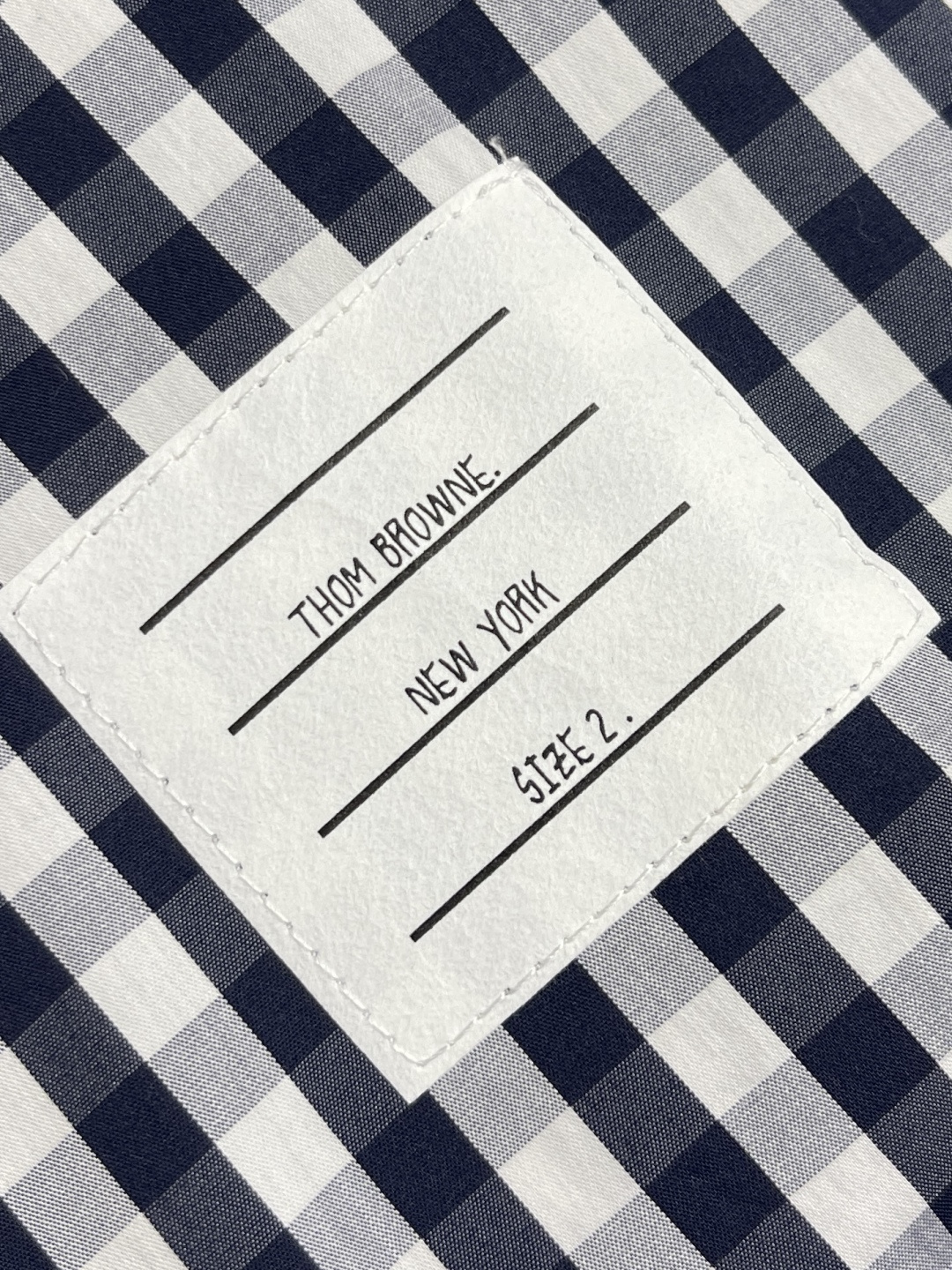 🛒🛒THOM BROWNE TB经典双袖织带色织格子长袖衬衫 面料采用高定色织定制100％新疆长绒棉深蓝