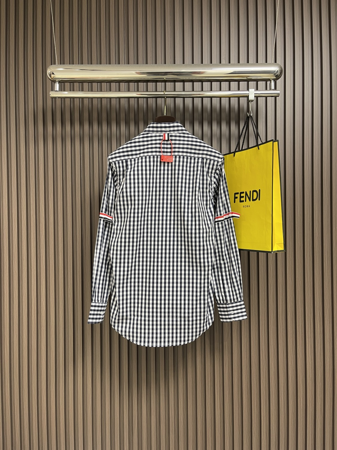 🛒🛒THOM BROWNE TB经典双袖织带色织格子长袖衬衫 面料采用高定色织定制100％新疆长绒棉深蓝