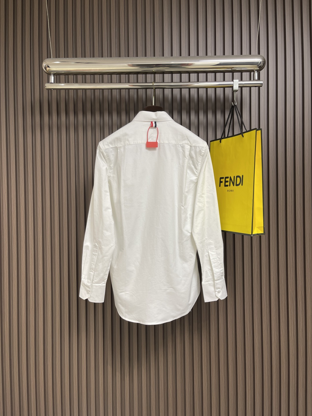 🛒🛒TB Thom Browne 经典款牛津衬衫，全新升级牛津纺面料，tb明星产品，简单干净，休闲舒适百