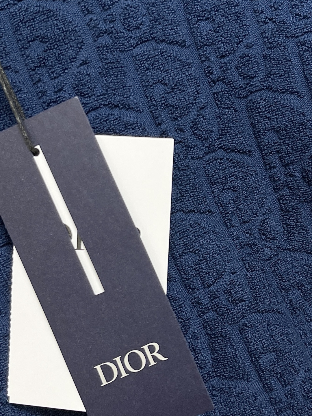 🛒🛒Dior 凹凸暗纹提花短袖T恤！定制300克全棉毛巾面料满印提花，质感舒适度都是拉满的，辨识度很高，