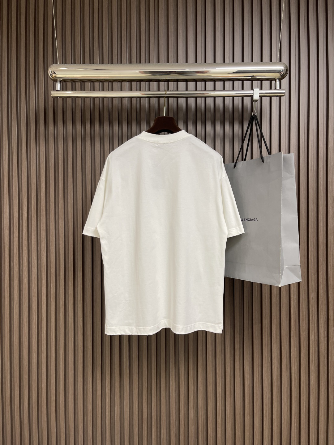 🛒🛒Balenciaga 联名Puma系列印花洗水短袖T恤，面料采用定织定染全棉双纱。克重260克，布面