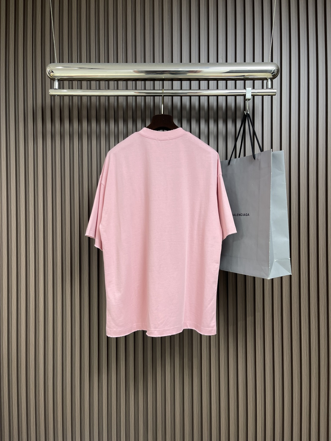 🛒🛒Balenciaga 联名Puma系列印花洗水短袖T恤，面料采用定织定染全棉双纱。克重260克，布面