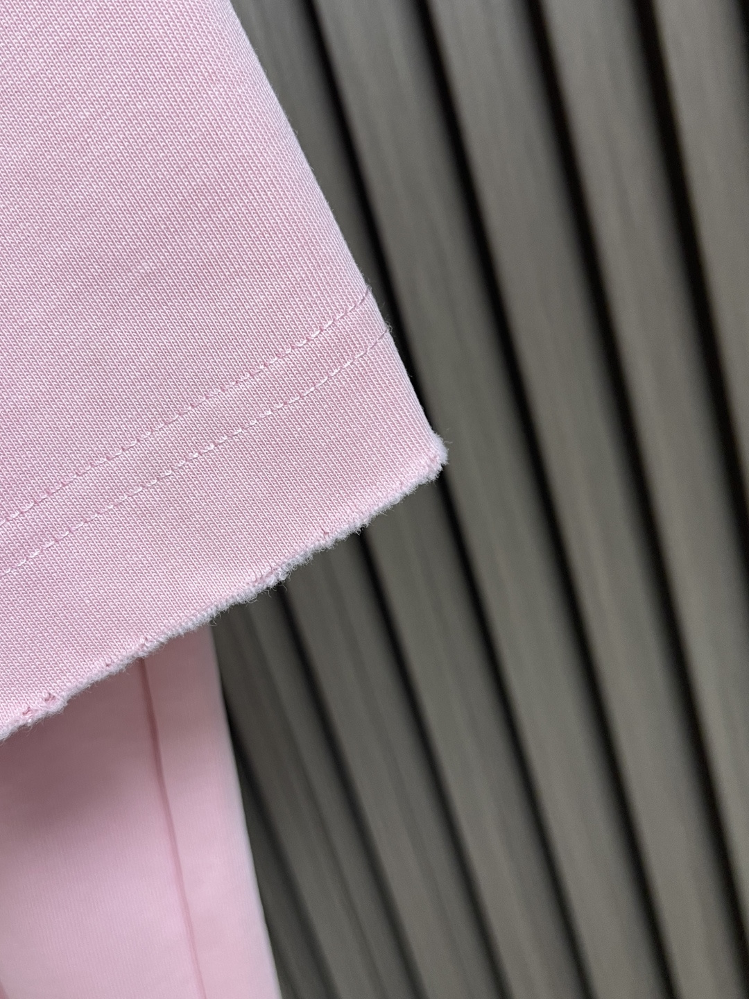 🛒🛒Balenciaga 联名Puma系列印花洗水短袖T恤，面料采用定织定染全棉双纱。克重260克，布面