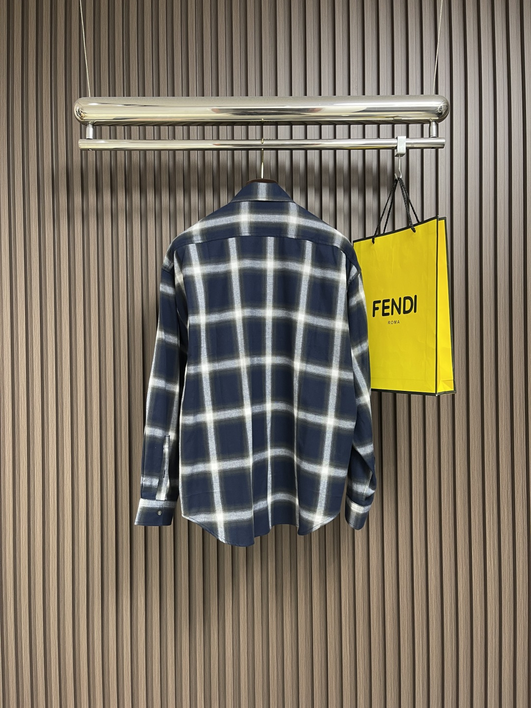 🛒🛒Acne Studios 格纹纽扣长袖衬衫，定制有机棉磨绒格纹斜纹布 纹理清晰 质感十足 舒适贴肤 