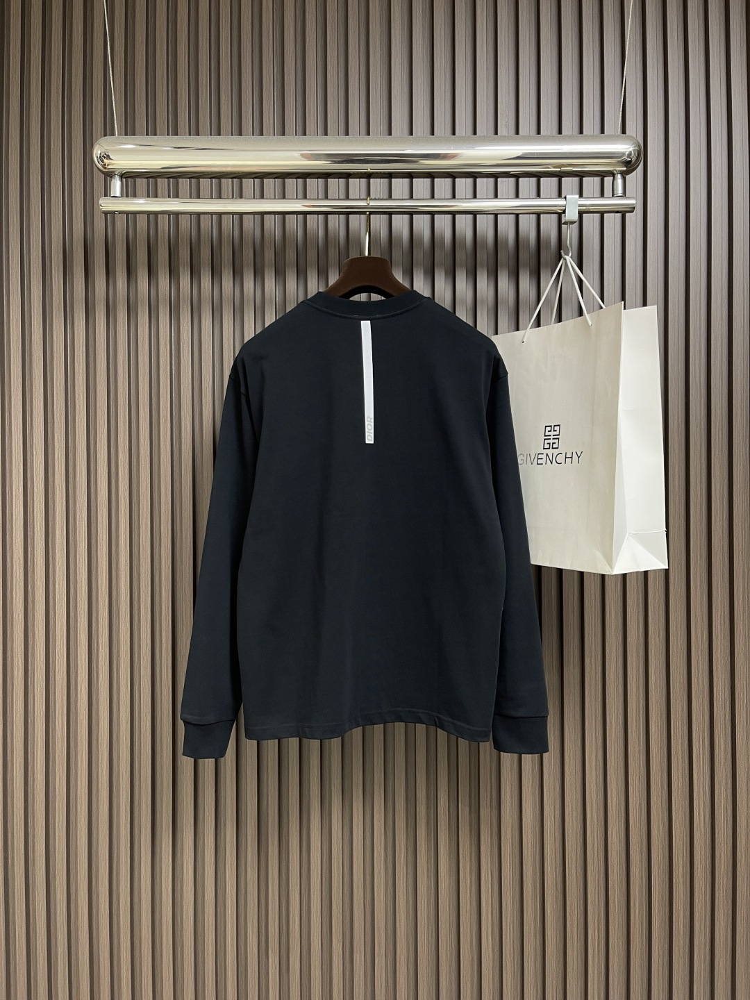 🛒🛒Dior 小标签圆领长袖T恤，棉质平纹针织面料，采用24S特纺紧密棉面料，185g；搭配32S双纱螺