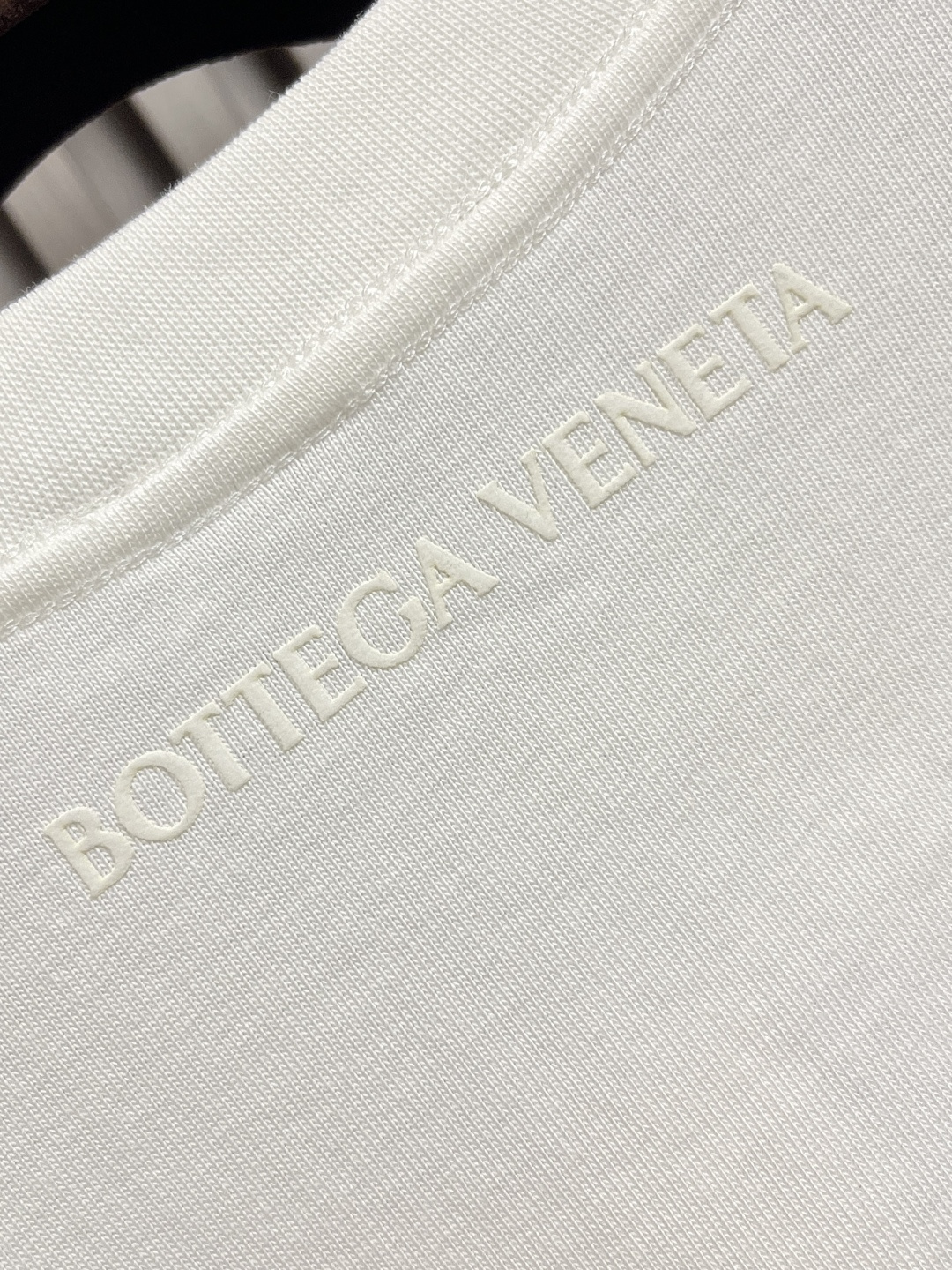 🛒🛒BV 2025SS秋冬新款标语印花长袖T恤，立体logo标识胶印印花工艺，面料定织定染，采用双股双纱