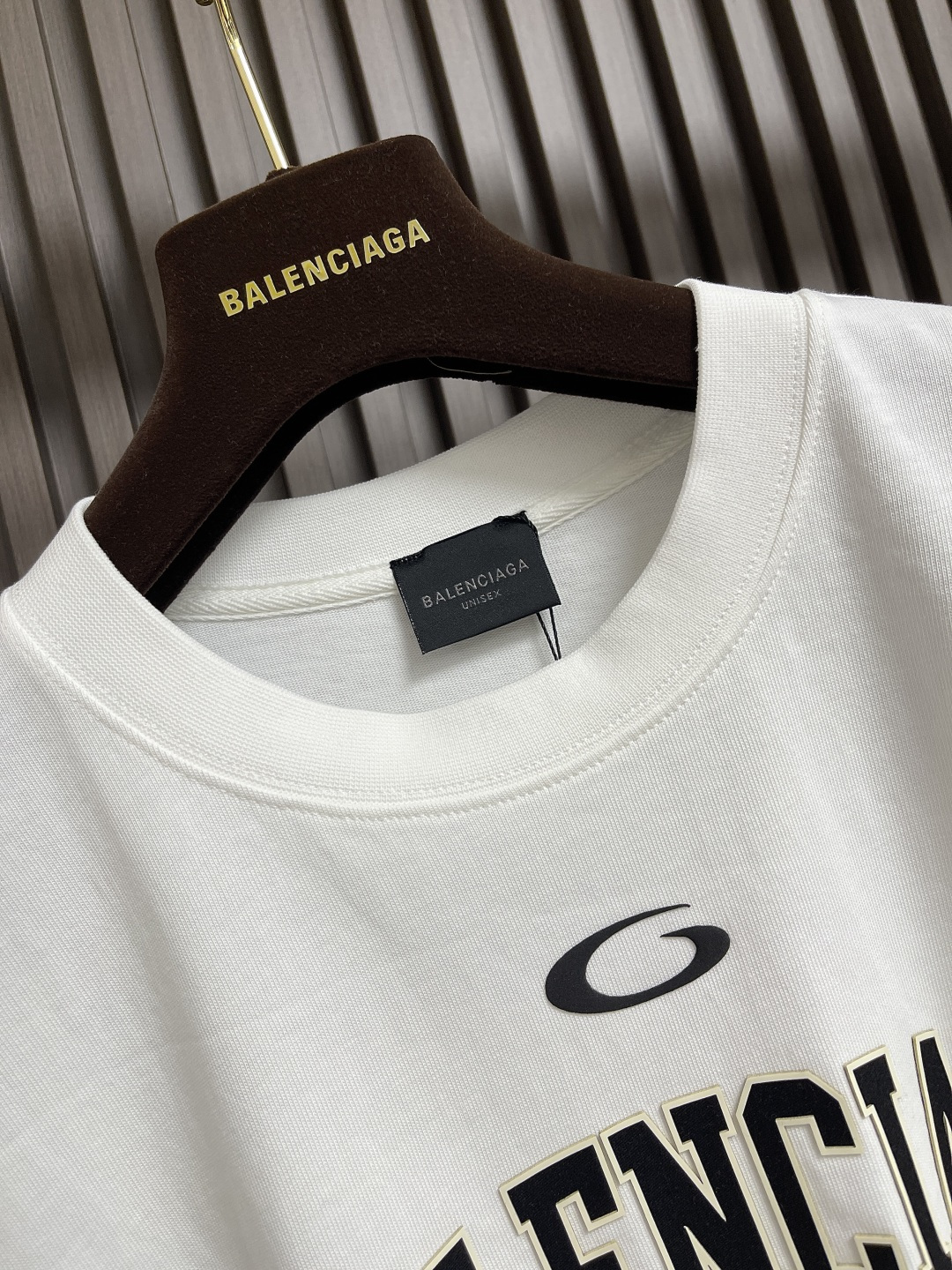 🛒🛒balenciaga 2025FW秋冬新款篮球系列超曼联名01号球衣长袖T恤，衣橱必备单品，都采用了