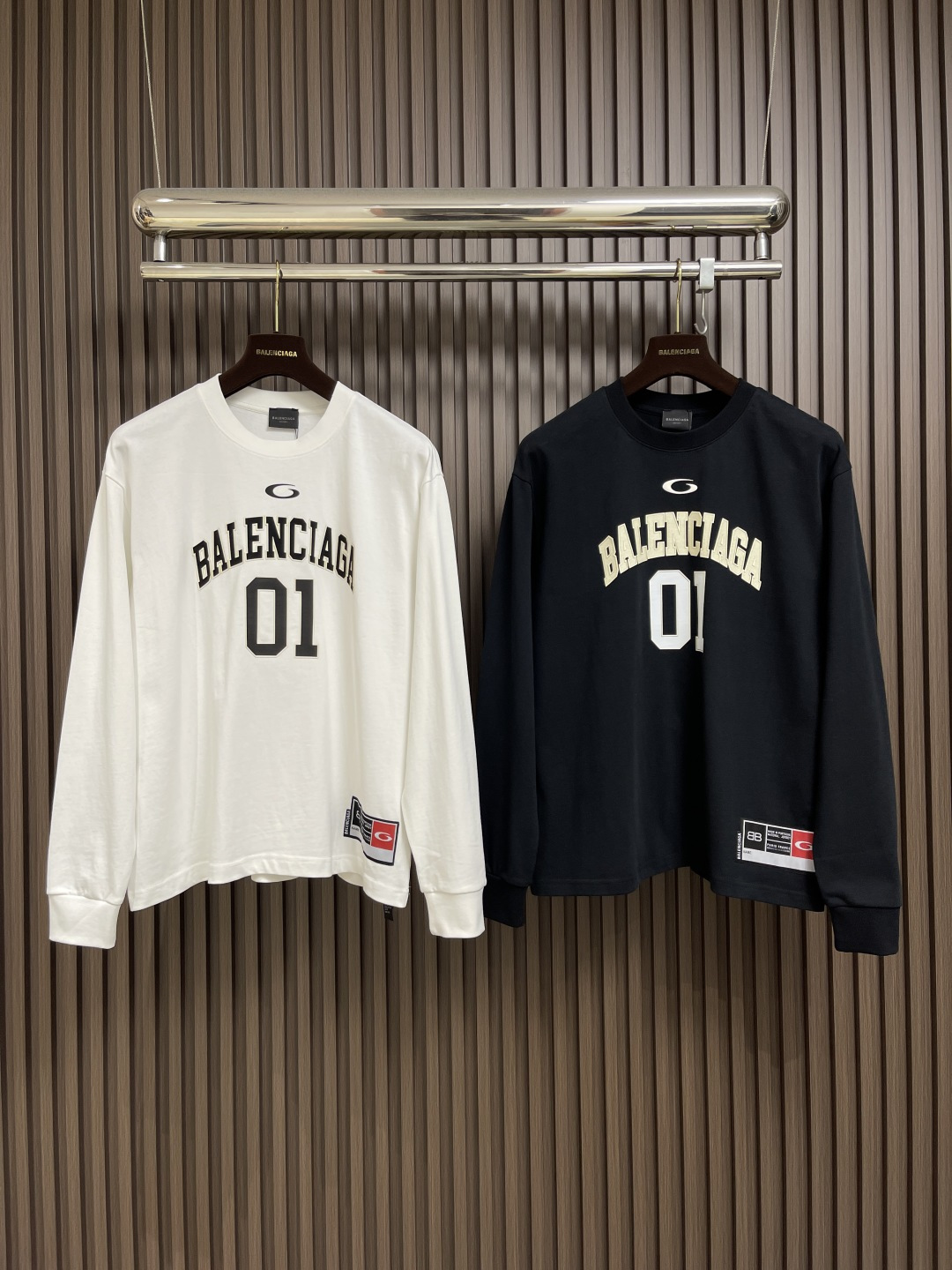 🛒🛒balenciaga 2025FW秋冬新款篮球系列超曼联名01号球衣长袖T恤，衣橱必备单品，都采用了