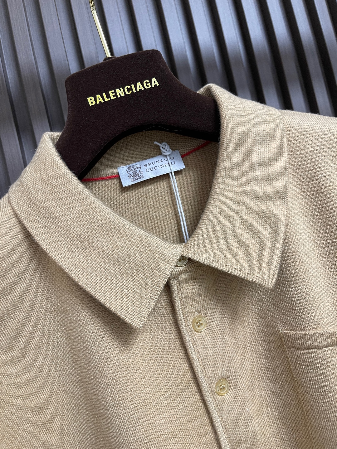 🛒🛒BrunelloCucinelli布鲁内洛．库奇内利 BC 长袖针织POLO衫 看似简约的设计 领口