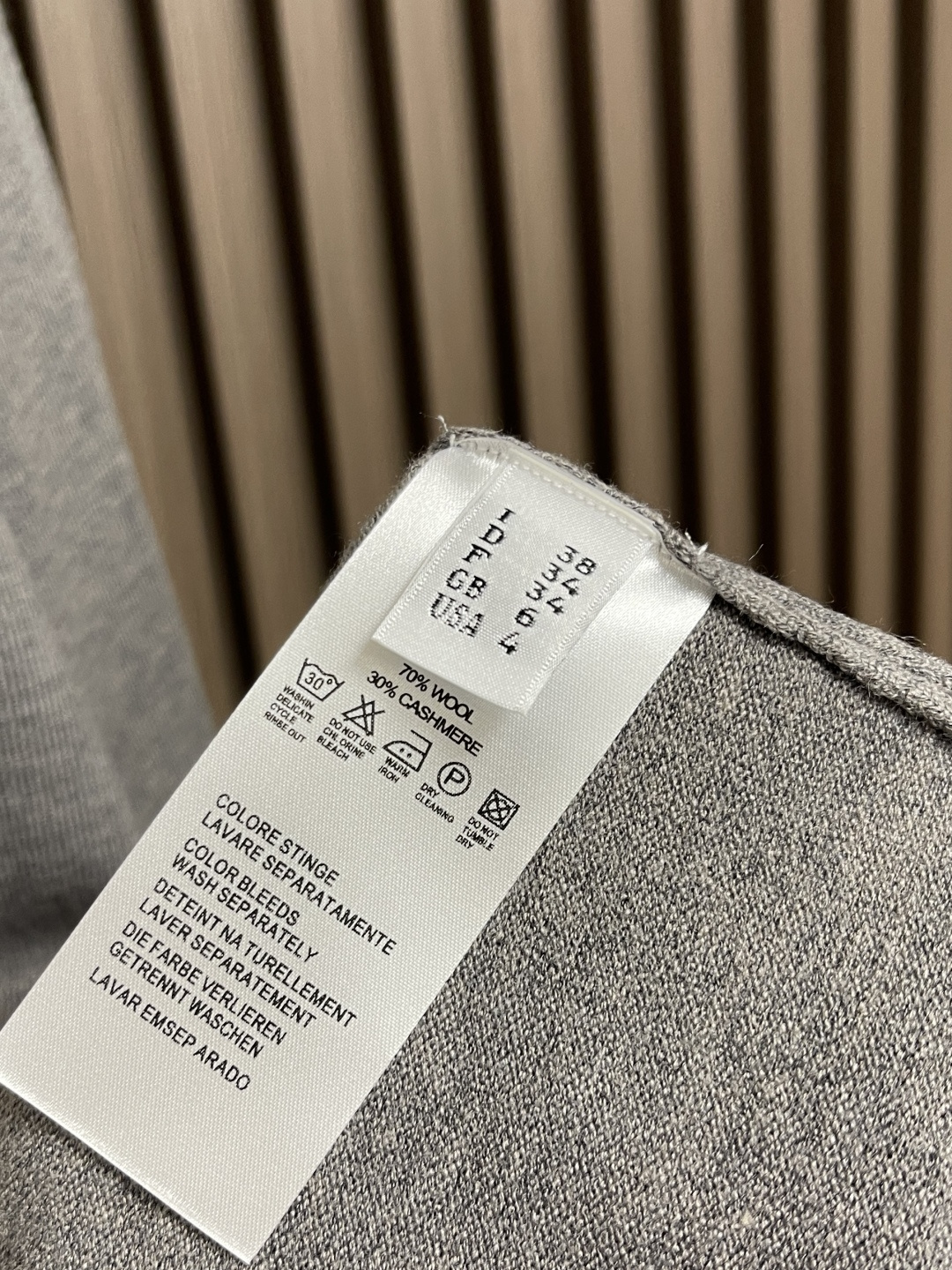 🛒🛒BrunelloCucinelli布鲁内洛．库奇内利 BC 长袖针织POLO衫 看似简约的设计 领口