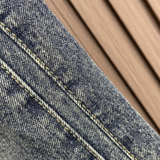 🛒🛒GUCCI 男士直筒休闲牛仔裤 现代时尚的剪裁设计,客供日本denim平纹棉质牛仔面料梭织生产.顶尖 🛒🛒GUCCI 男士直筒休闲牛仔裤 现代时尚的剪裁设计,客供日本denim平纹棉质牛仔面料梭织生产.顶尖