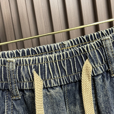 🛒🛒GUCCI 男士直筒休闲牛仔裤 现代时尚的剪裁设计,客供日本denim平纹棉质牛仔面料梭织生产.顶尖 🛒🛒GUCCI 男士直筒休闲牛仔裤 现代时尚的剪裁设计,客供日本denim平纹棉质牛仔面料梭织生产.顶尖