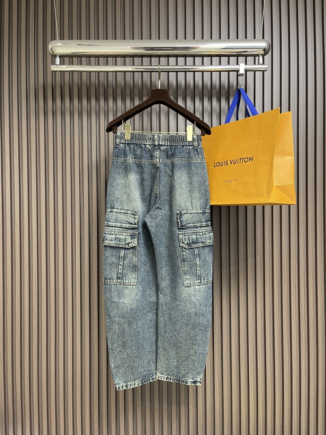 🛒🛒Balenciaga 2025SS早秋新品多袋牛仔裤，进口原版面料，上身舒适，字母图案装饰logo，
