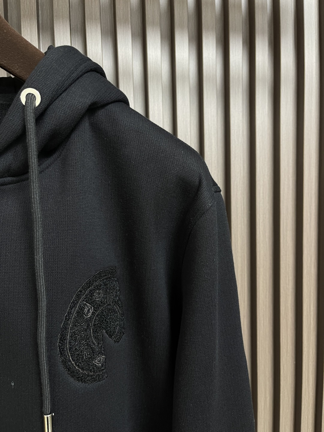 上衣🛒Hermes 2025SS秋冬新款男士拉链卫衣套装卫裤、商务休闲款！！重在面料！婴儿肌肤般的柔滑！