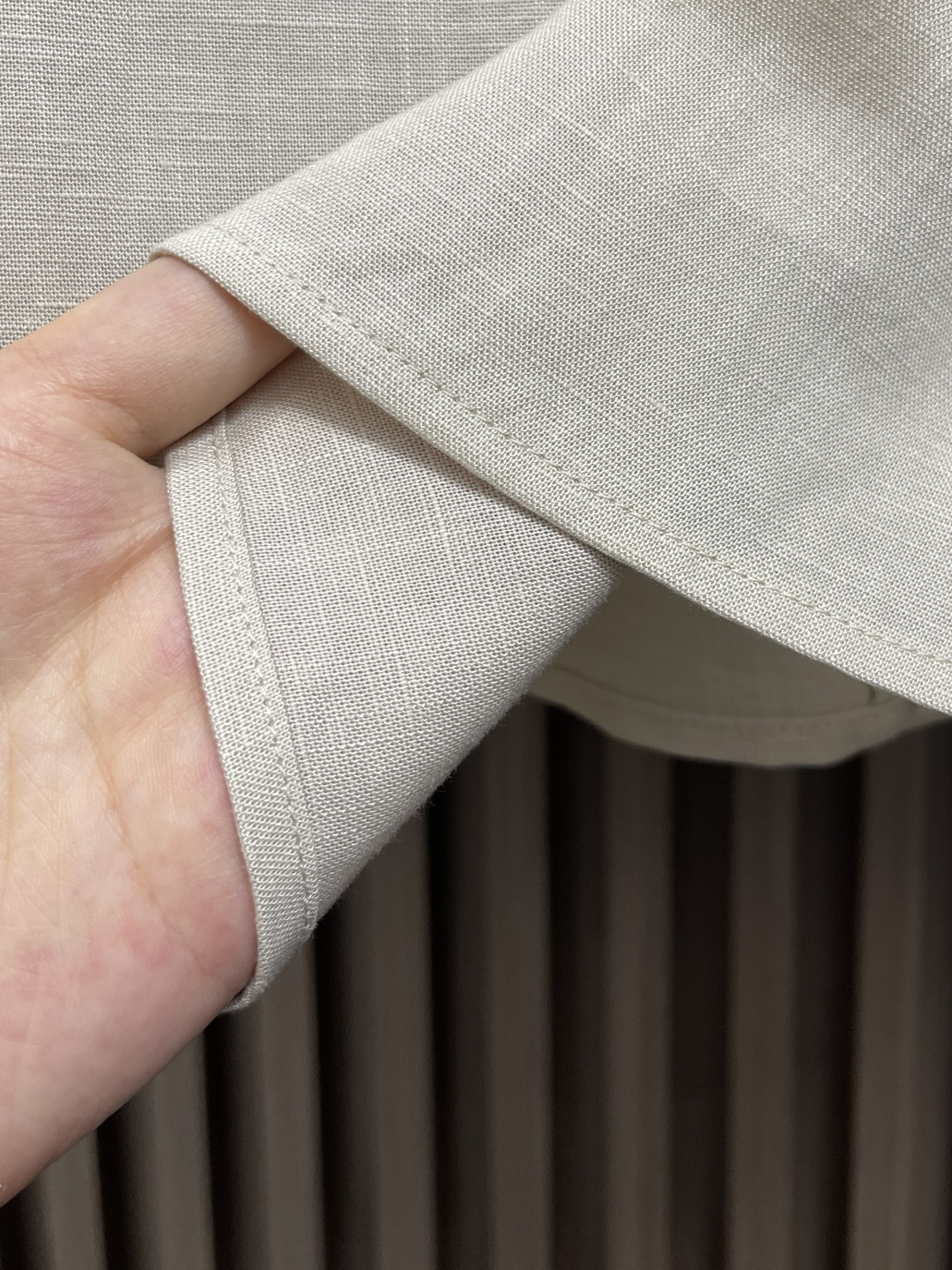 🛒🛒Hermes 2025ss秋季新款天然亚麻材质休闲长袖衬衫 合体的剪裁 五金辅料全品相 面料采用天然