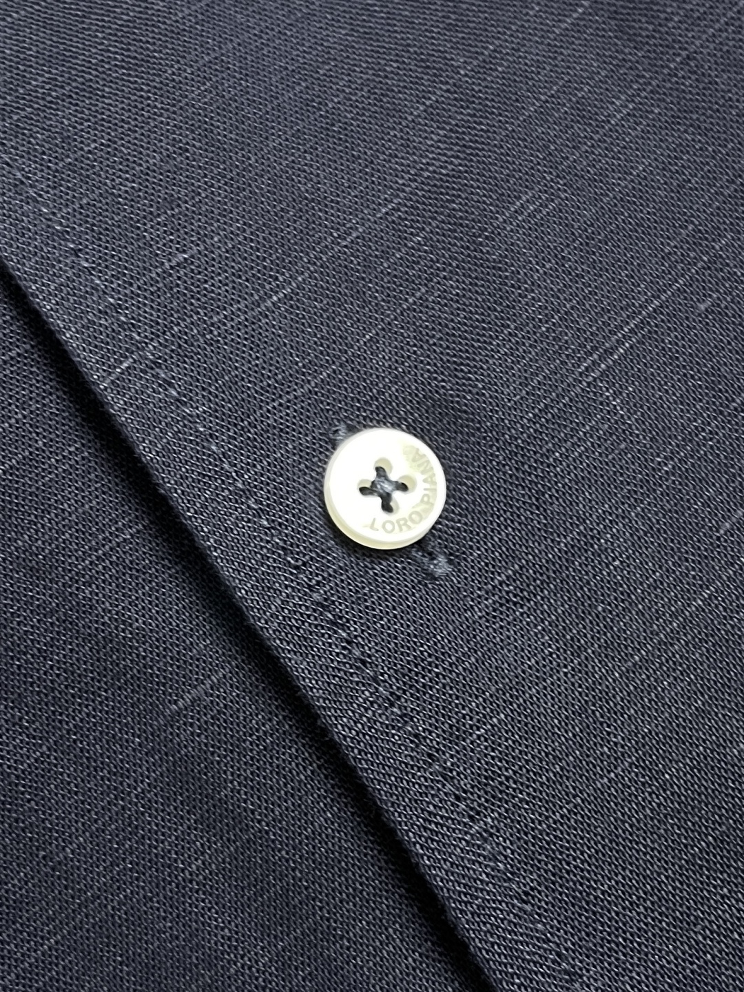 🛒🛒lP🆕 Loro Piana 2025ss秋季全品相订单，商务通勤 天然亚麻材质休闲衬衫，合体的剪裁