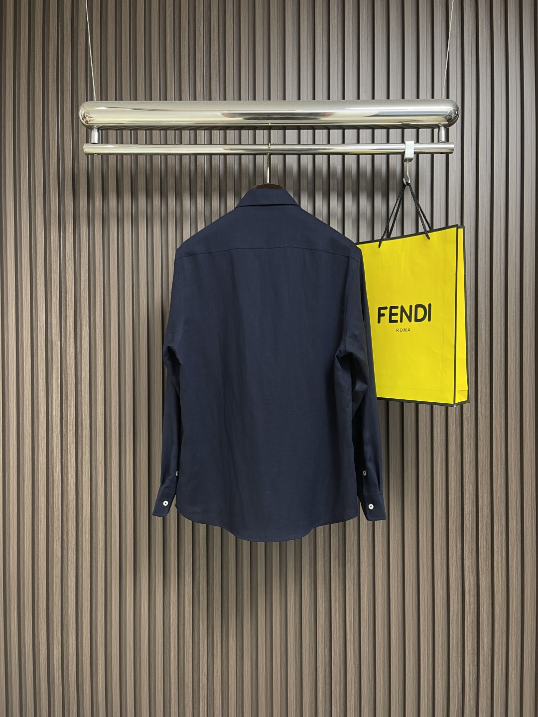 🛒🛒lP🆕 Loro Piana 2025ss秋季全品相订单，商务通勤 天然亚麻材质休闲衬衫，合体的剪裁