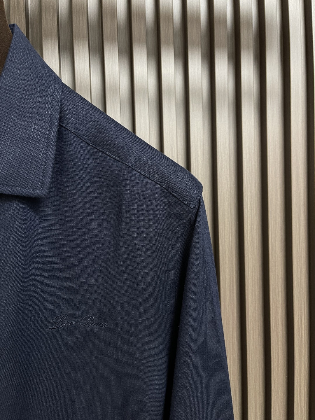 🛒🛒lP🆕 Loro Piana 2025ss秋季全品相订单，商务通勤 天然亚麻材质休闲衬衫，合体的剪裁