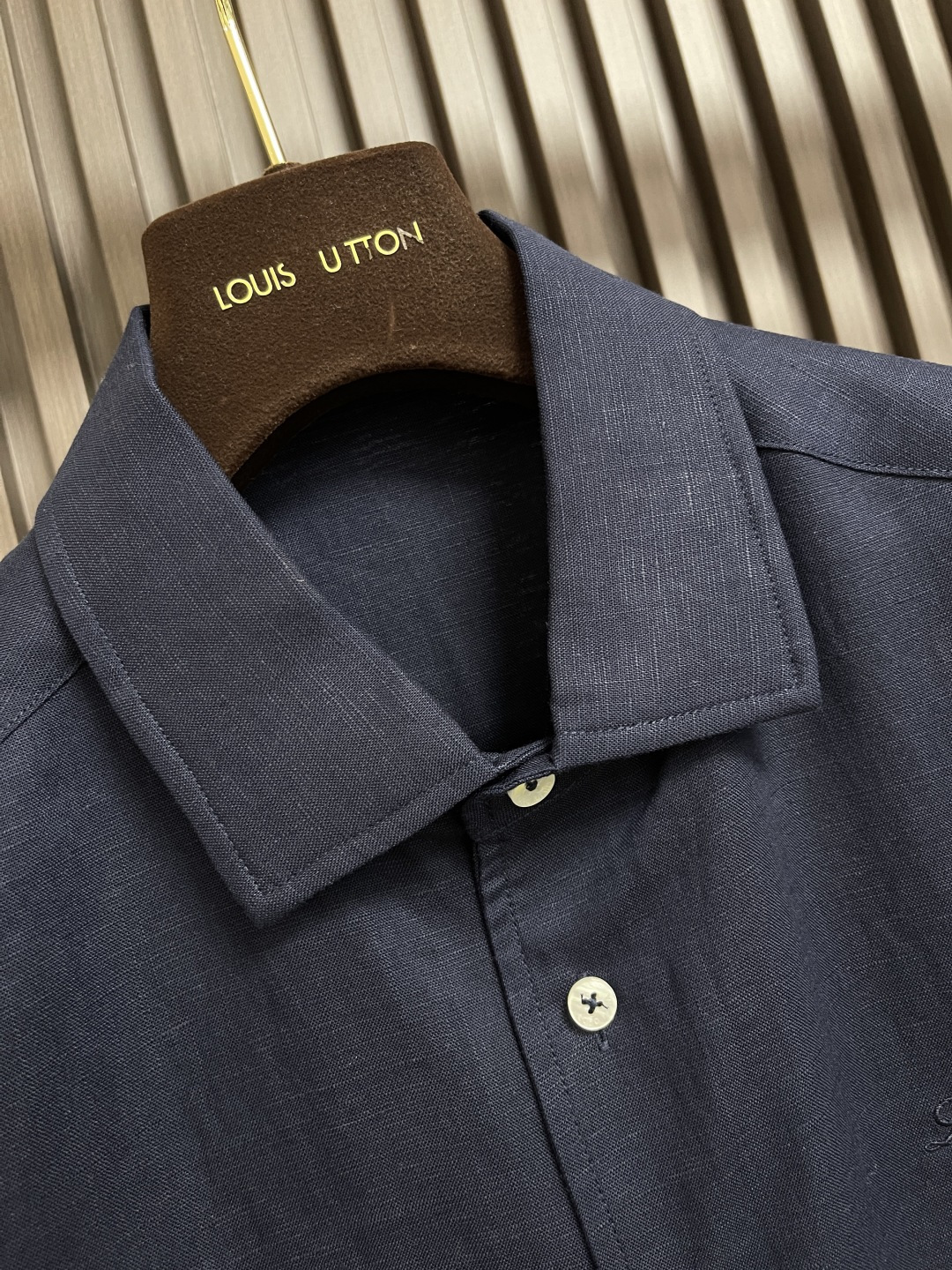 🛒🛒lP🆕 Loro Piana 2025ss秋季全品相订单，商务通勤 天然亚麻材质休闲衬衫，合体的剪裁